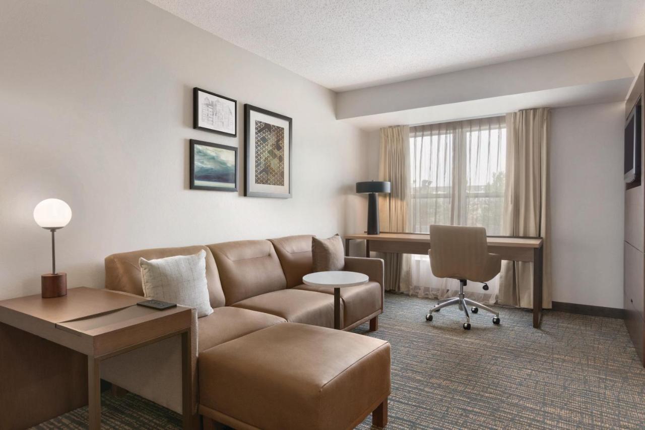 Residence Inn By Marriott Buffalo Galleria Mall Чіктоваґа Екстер'єр фото