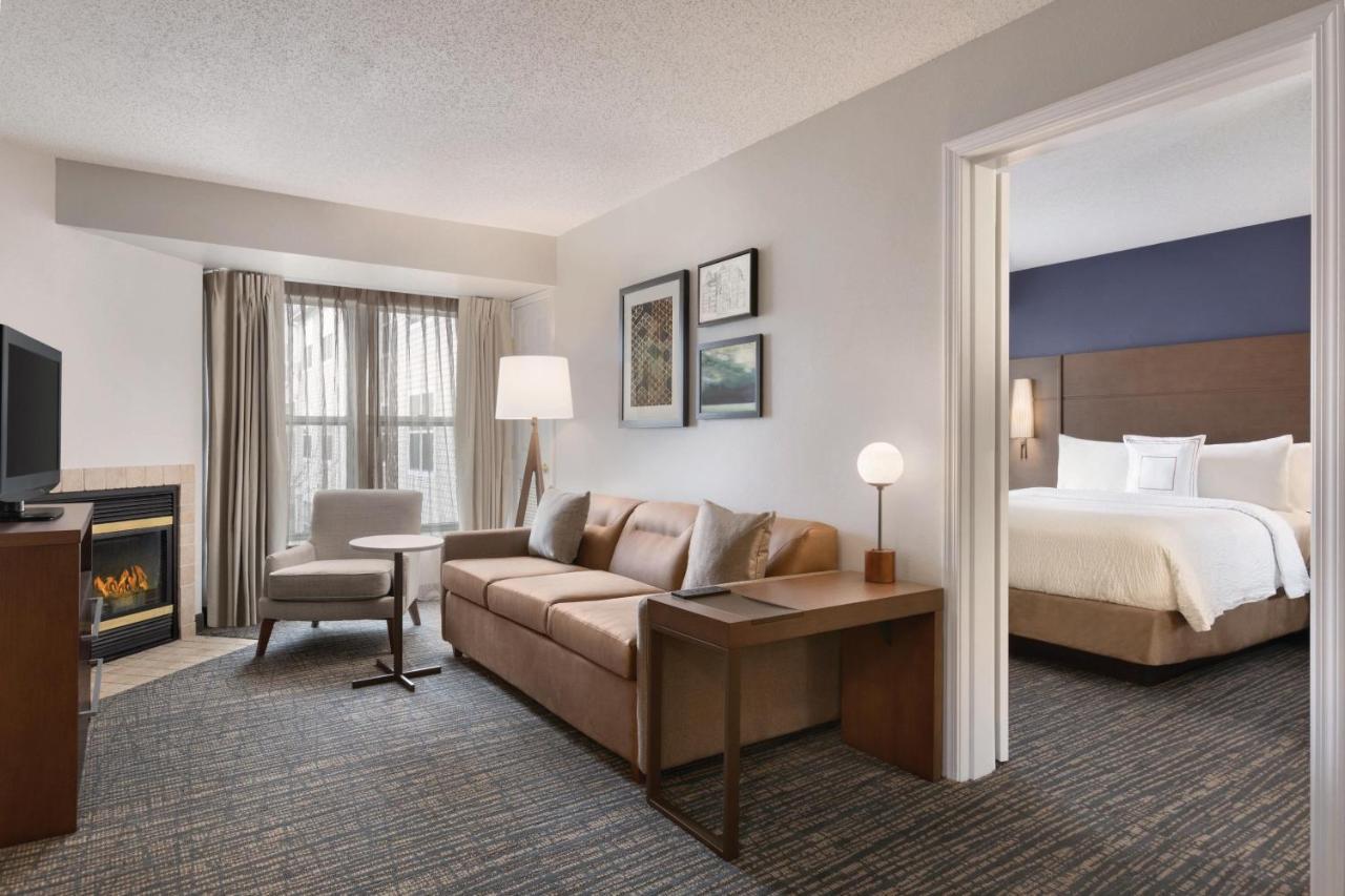 Residence Inn By Marriott Buffalo Galleria Mall Чіктоваґа Екстер'єр фото