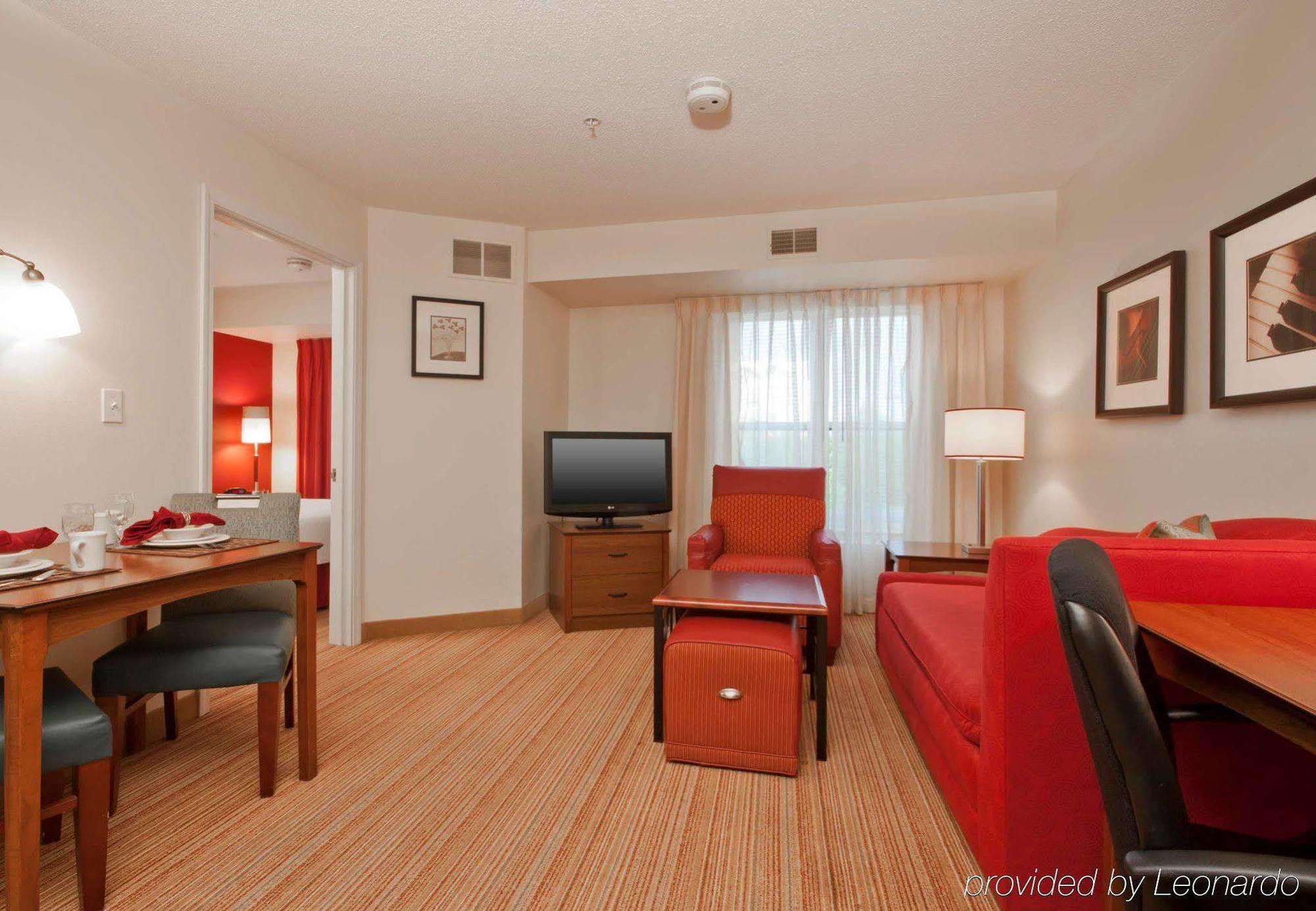 Residence Inn By Marriott Buffalo Galleria Mall Чіктоваґа Екстер'єр фото